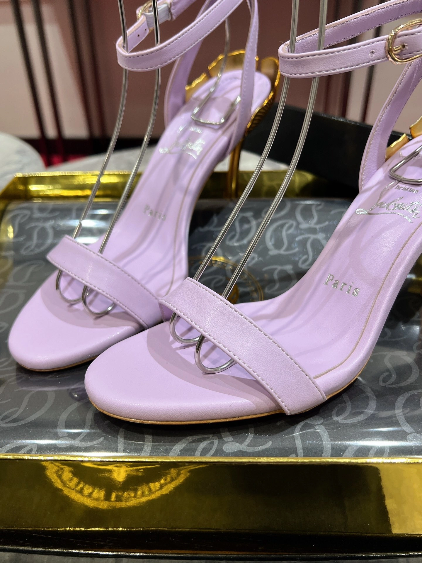 COCO--- 8ou2ou 12407406024 Heel height：8.5CM item:D-X062E2032W